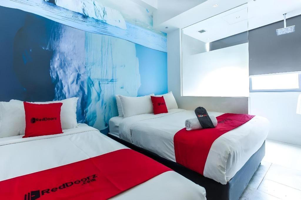 Reddoorz Hotel Plus @ Little India Singapura Luaran gambar