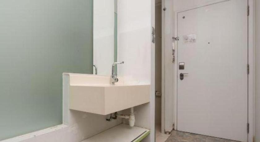Reddoorz Hotel Plus @ Little India Singapura Luaran gambar