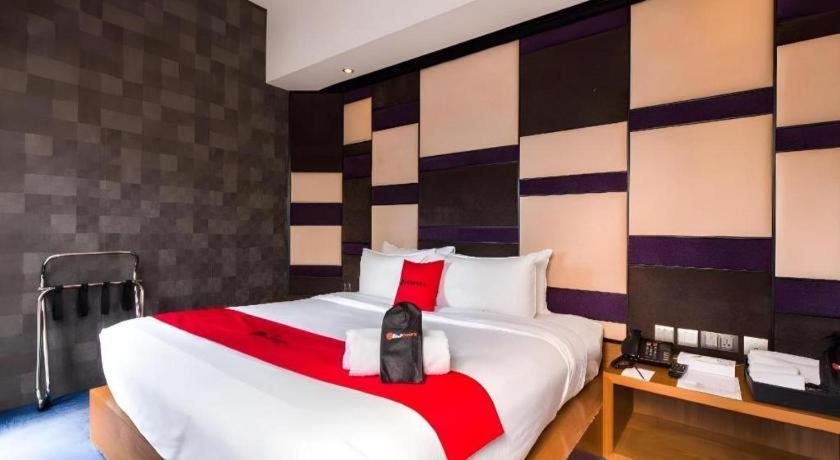 Reddoorz Hotel Plus @ Little India Singapura Luaran gambar