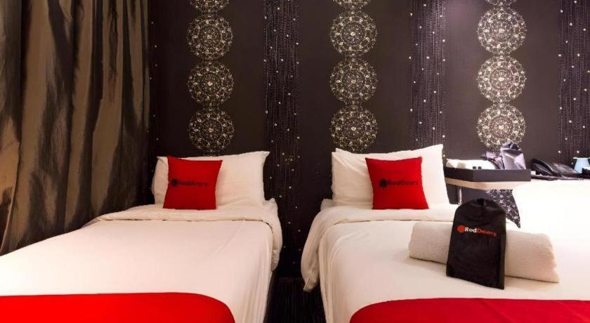 Reddoorz Hotel Plus @ Little India Singapura Luaran gambar