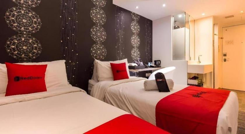 Reddoorz Hotel Plus @ Little India Singapura Luaran gambar