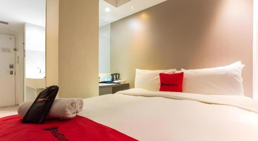 Reddoorz Hotel Plus @ Little India Singapura Luaran gambar